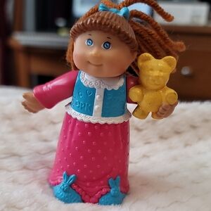 1992 McDonald's Cabbage Patch Kids Figure, the character Lindsey Elizabeth